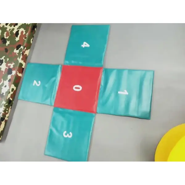 کراس جمپ ​​چٹائی